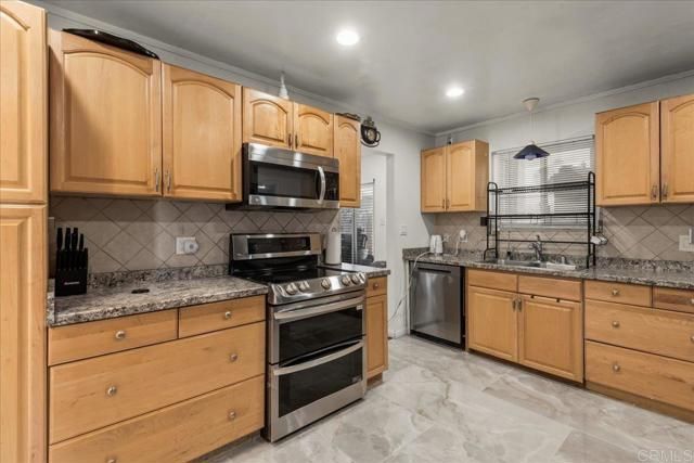 133 N Stephanie Ln, El Cajon, CA 92019