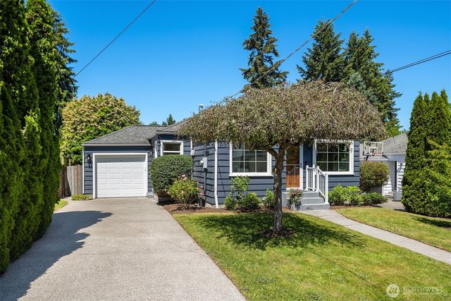3242 NE 98th Street, Seattle, WA 98115