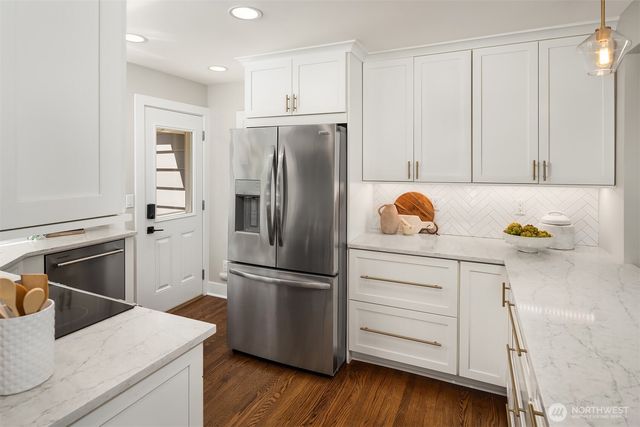 3242 NE 98th Street, Seattle, WA 98115