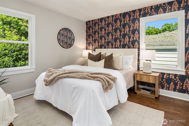 3242 NE 98th Street, Seattle, WA 98115