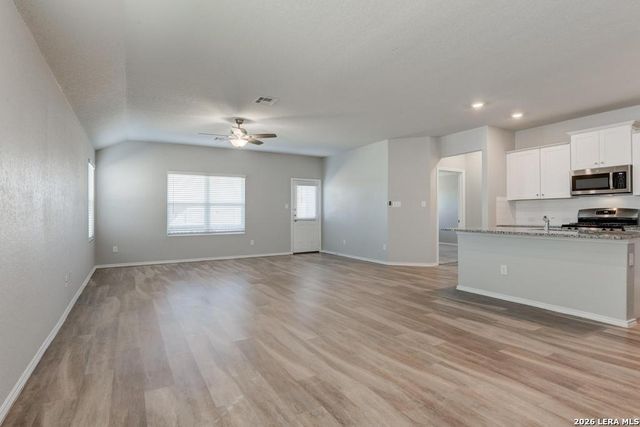 6039 Akin Quay, San Antonio, TX 78261