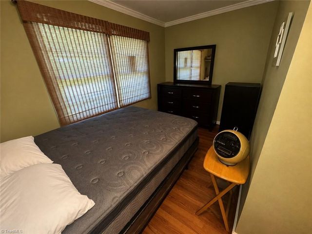 4711 Summit Avenue, Greensboro, NC 27405