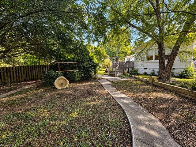 4711 Summit Avenue, Greensboro, NC 27405