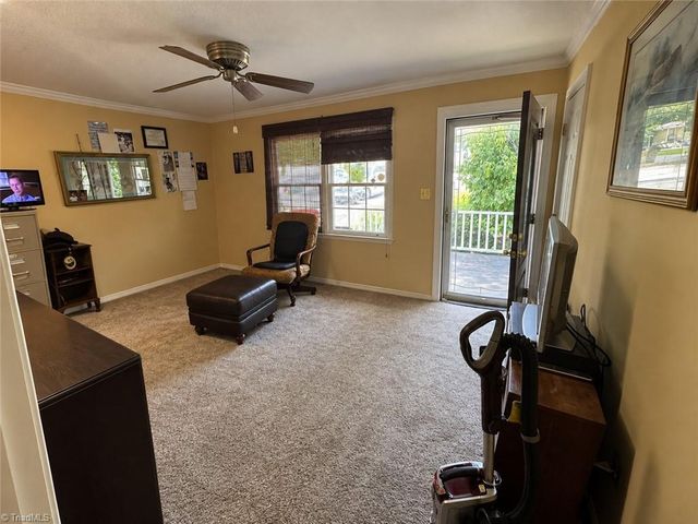 4711 Summit Avenue, Greensboro, NC 27405