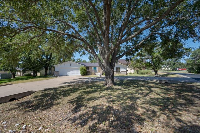 101 Third Sid W, Horseshoe Bay, TX 78657
