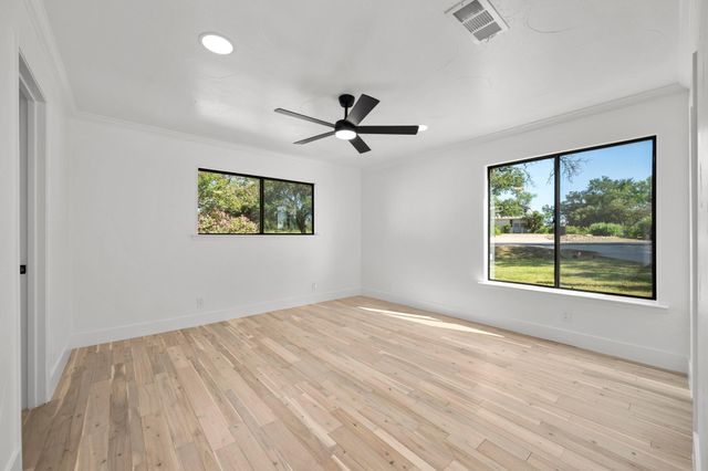 101 Third Sid W, Horseshoe Bay, TX 78657