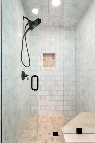 101 Third Sid W, Horseshoe Bay, TX 78657