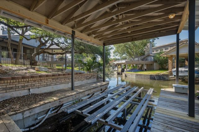 101 Third Sid W, Horseshoe Bay, TX 78657