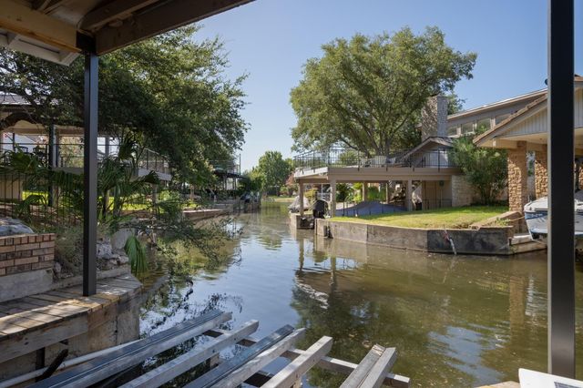 101 Third Sid W, Horseshoe Bay, TX 78657