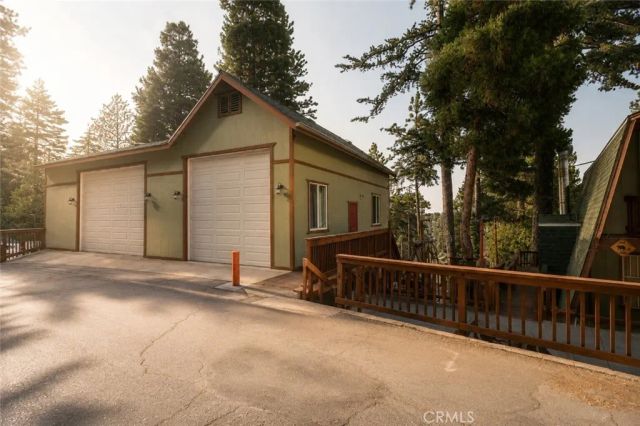 24244 Altdorf, Crestline, CA 92325