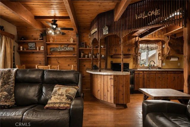 24244 Altdorf, Crestline, CA 92325