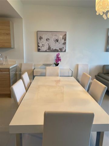 16385 Biscayne Blvd 316, North Miami Beach, FL 33160