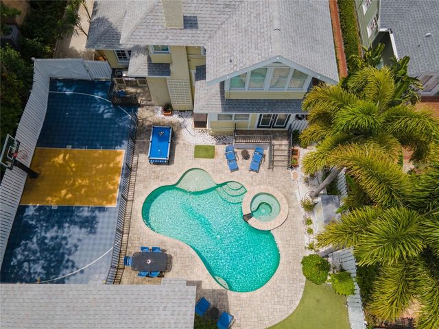 814 S WILLOW AVENUE, Tampa, FL 33606