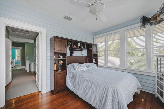 814 S WILLOW AVENUE, Tampa, FL 33606