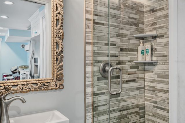 814 S WILLOW AVENUE, Tampa, FL 33606