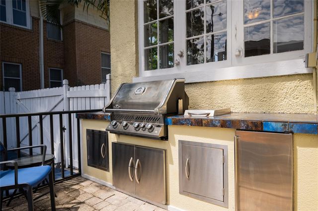 814 S WILLOW AVENUE, Tampa, FL 33606