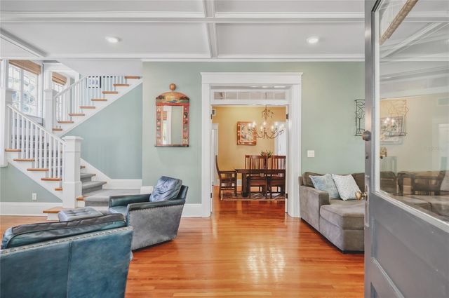 814 S WILLOW AVENUE, Tampa, FL 33606