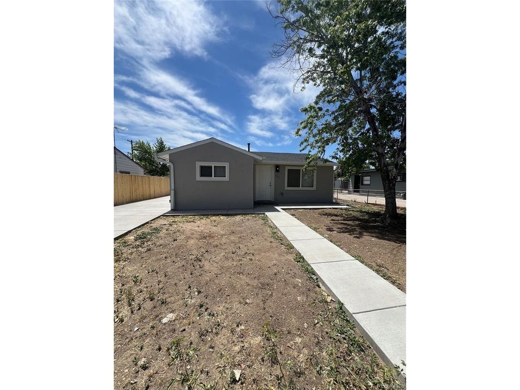 6751 Birch St, Commerce City, CO 80022