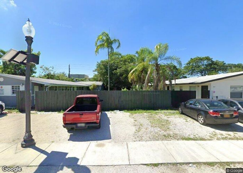 921 Nw 3 Ave, Fort Lauderdale, FL 33311