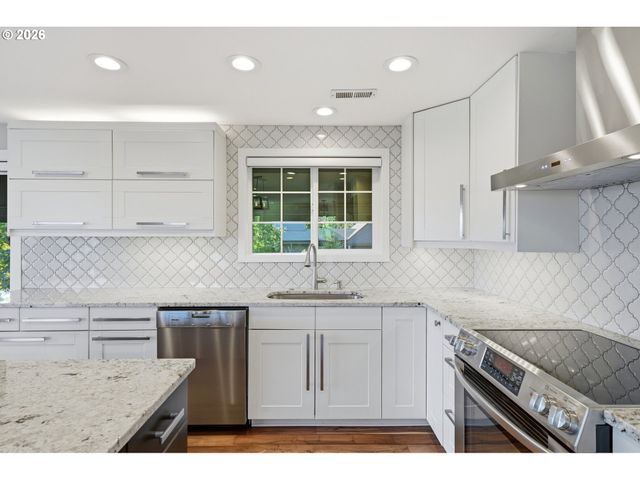 6200 Se RIVERSIDE Dr, Vancouver, WA 98661