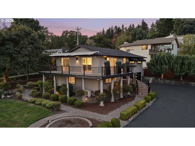 6200 Se RIVERSIDE Dr, Vancouver, WA 98661