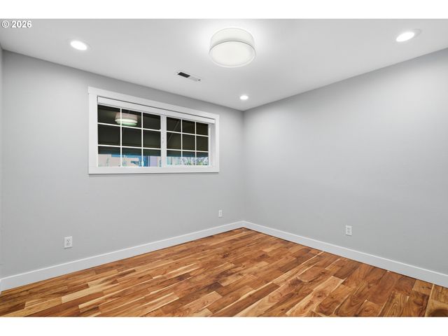 6200 Se RIVERSIDE Dr, Vancouver, WA 98661
