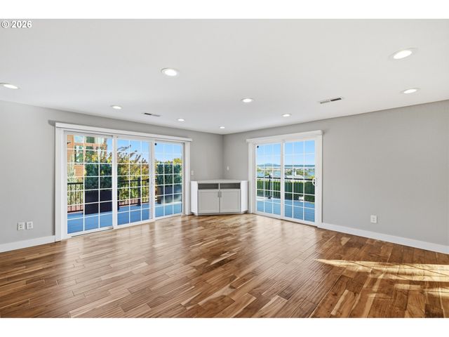 6200 Se RIVERSIDE Dr, Vancouver, WA 98661