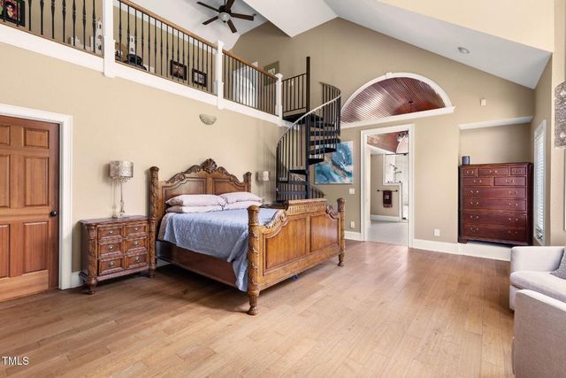 707 Walnut Hill Drive, Hillsborough, NC 27278