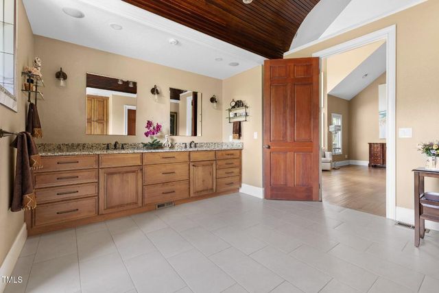 707 Walnut Hill Drive, Hillsborough, NC 27278