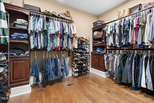 707 Walnut Hill Drive, Hillsborough, NC 27278