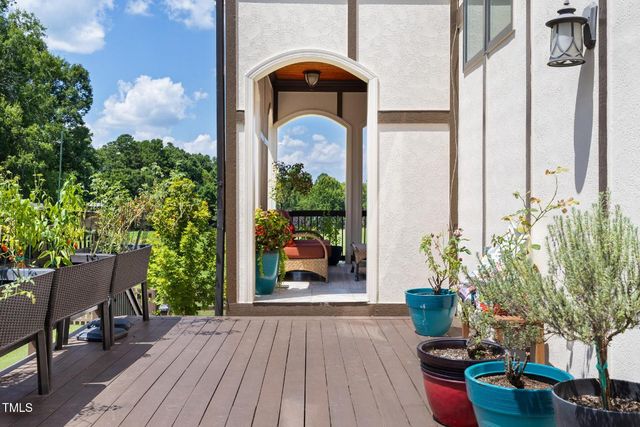 707 Walnut Hill Drive, Hillsborough, NC 27278