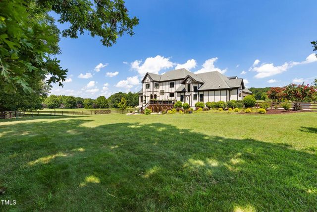 707 Walnut Hill Drive, Hillsborough, NC 27278