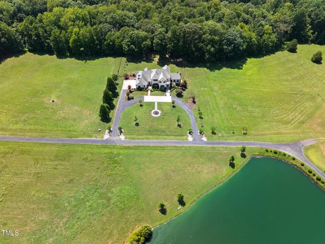 707 Walnut Hill Drive, Hillsborough, NC 27278