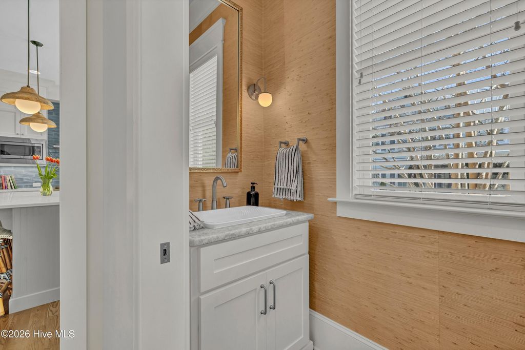 Image 15 of property listing at 5315 Hanahan Drive, Wilmington, NC 28403