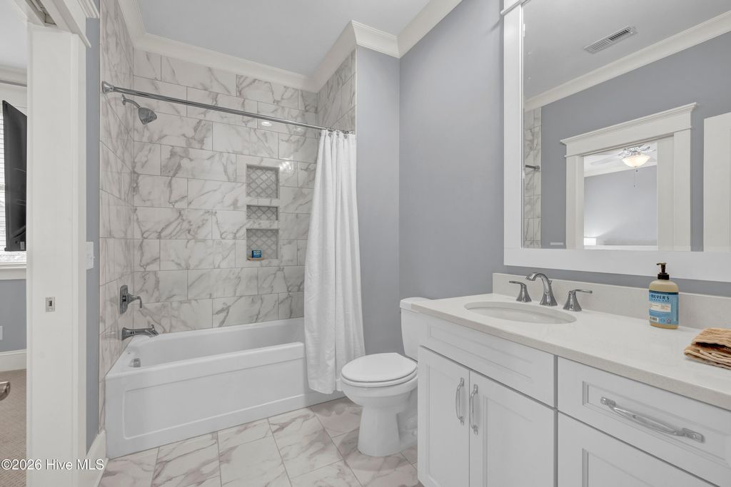 Image 23 of property listing at 5315 Hanahan Drive, Wilmington, NC 28403