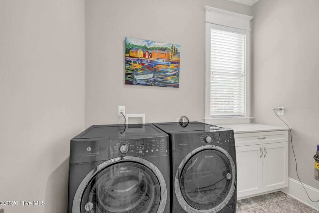 Image 31 of property listing at 5315 Hanahan Drive, Wilmington, NC 28403