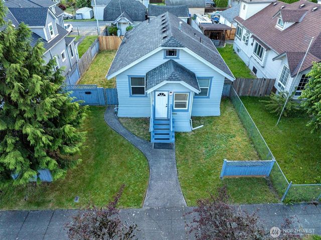 2218 Summit Avenue, Everett, WA 98201