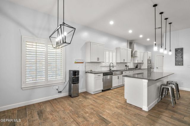 869 Eastwell Drive, Horizon City, TX 79928