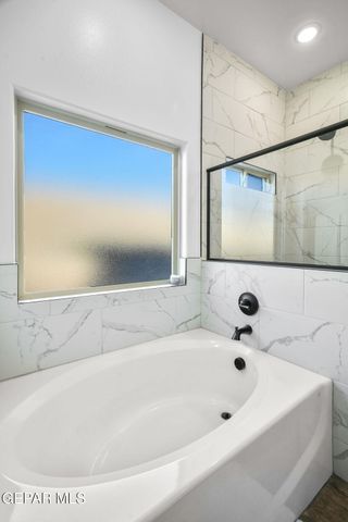 869 Eastwell Drive, Horizon City, TX 79928