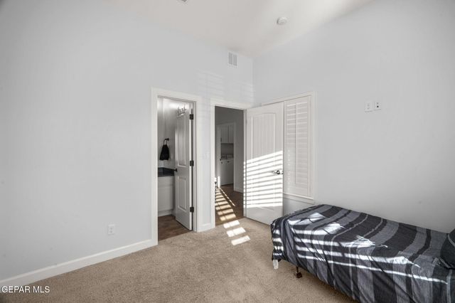 869 Eastwell Drive, Horizon City, TX 79928