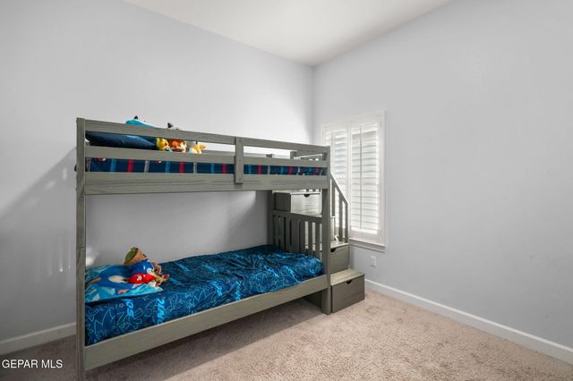 869 Eastwell Drive, Horizon City, TX 79928
