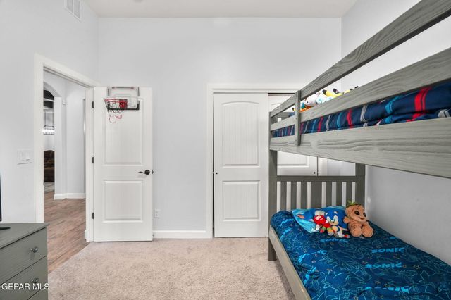 869 Eastwell Drive, Horizon City, TX 79928
