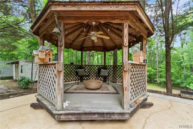 12004 Lary Lake, Northport, AL 35475