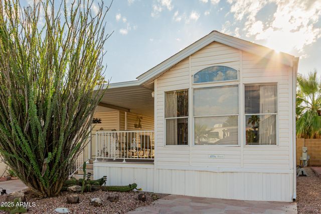 17200 W BELL Road 17, Surprise, AZ 85374