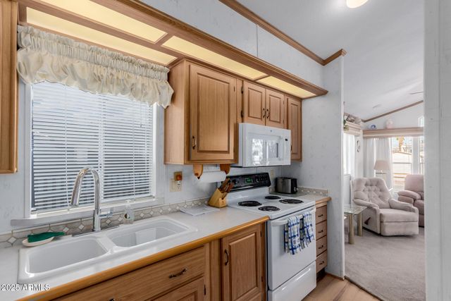 17200 W BELL Road 17, Surprise, AZ 85374