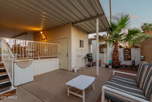 17200 W BELL Road 17, Surprise, AZ 85374