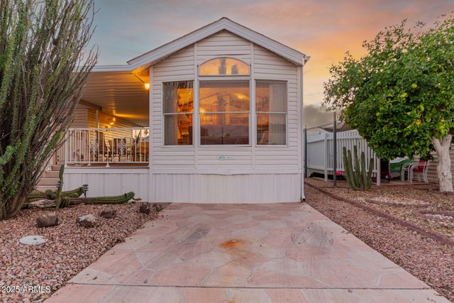 17200 W BELL Road 17, Surprise, AZ 85374