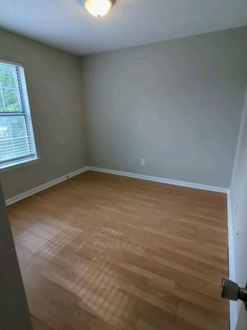 510 Park Ct, Nashville, TN 37211