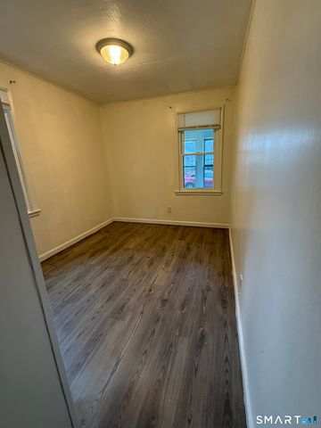 24-26 Judson Avenue, East Hartford, CT 06118