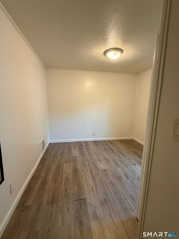 24-26 Judson Avenue, East Hartford, CT 06118